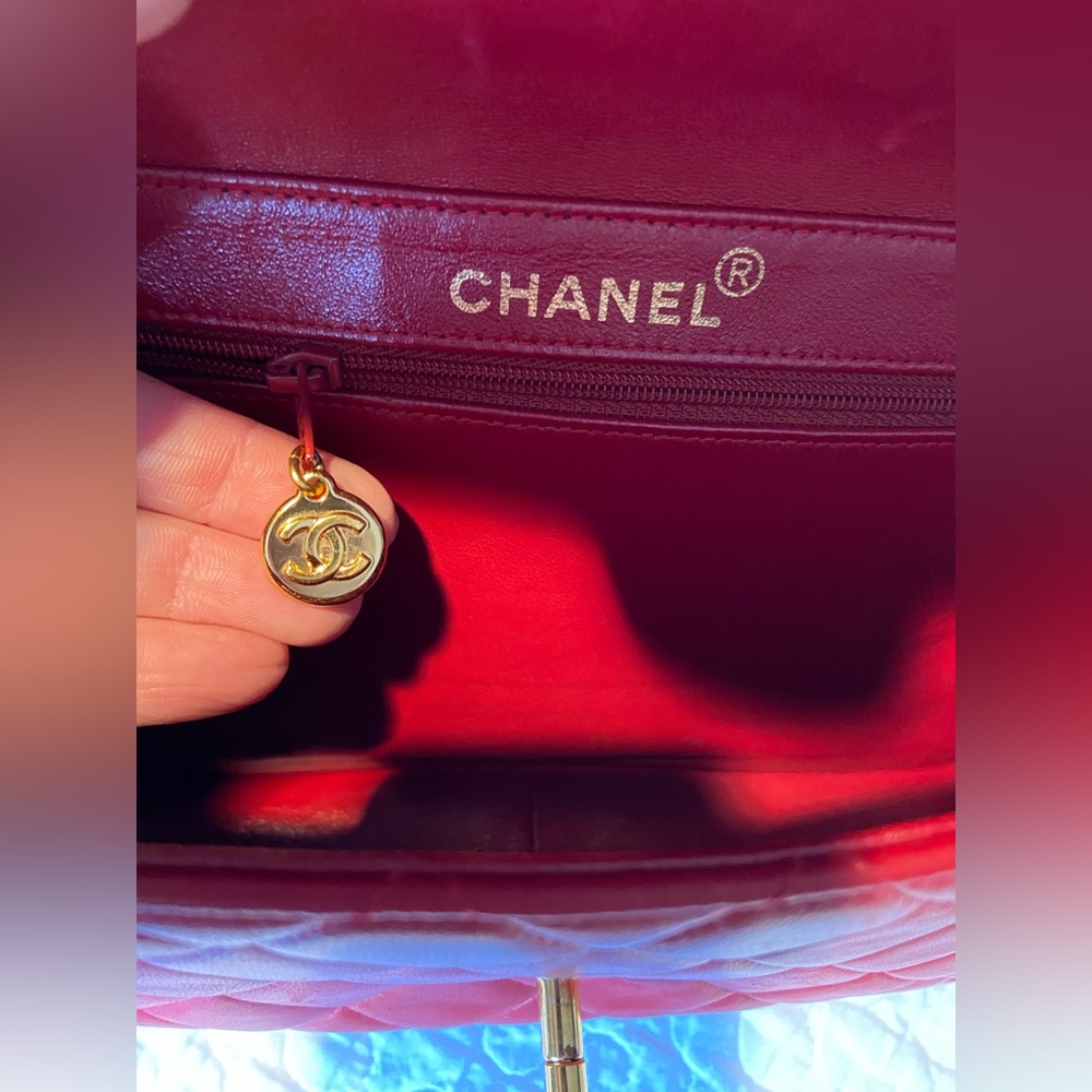 CHANEL Double Sided Flap Quilted Leather Handbag - Picture 10 of 16